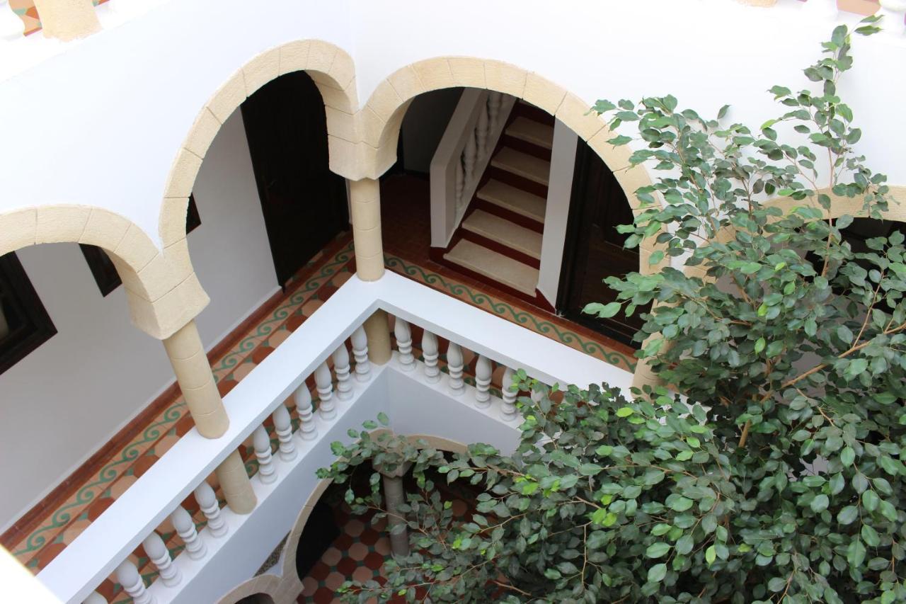 Riad Salmiya Dune Εσαουίρα Εξωτερικό φωτογραφία